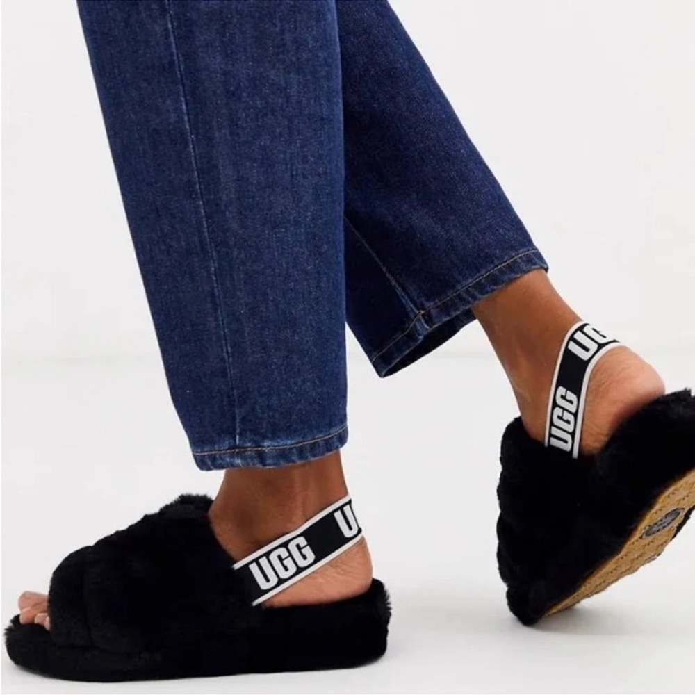 NWT never before worn black fluff yeah slides